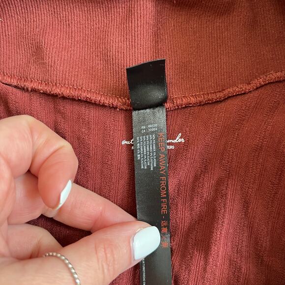 Urban Outfitters Out From Under Red Crop Top Size XS/Small - Picture 3 of 5